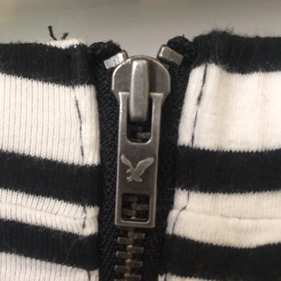 Striped American Eagle Mini skirt - Picture 2 of 3